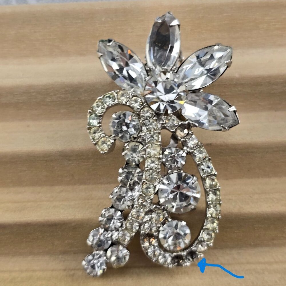 Vintage Juliana D&E Rhinestone 2" Clip-On Earrings Floral Design Statement READ - Picture 2 of 10